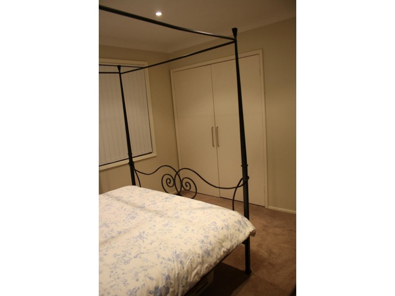 1/17 Ian Bruce Cres, Balgownie NSW 2519