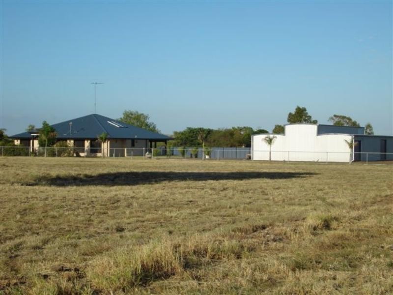 31 Bramston St, Banana QLD 4702