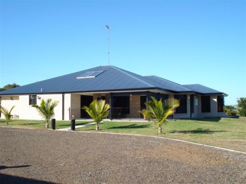 31 Bramston St, Banana QLD 4702