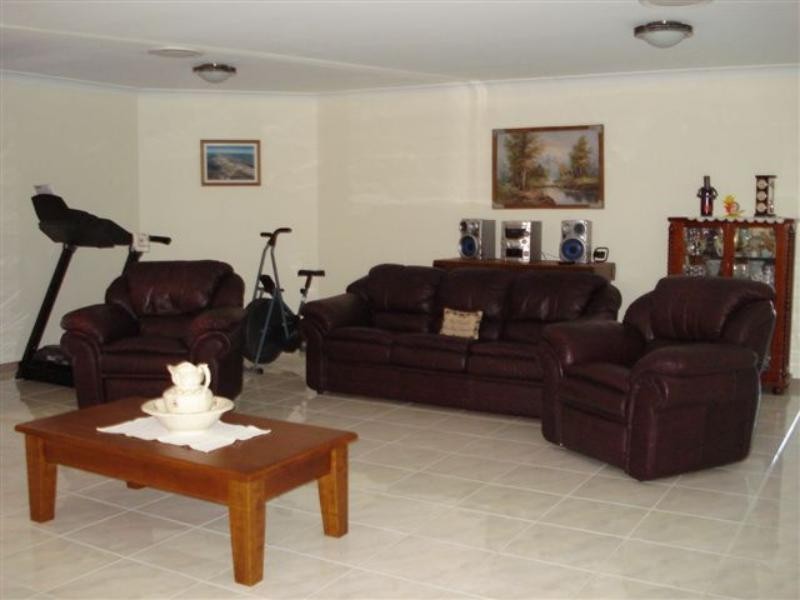 31 Bramston St, Banana QLD 4702