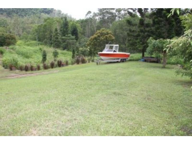 74 Domenica Dr, Sugarloaf QLD 4800