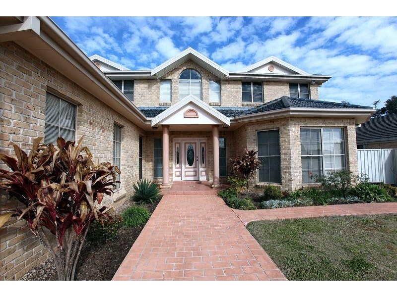 45 Boronia Dr, Voyager Point NSW 2172