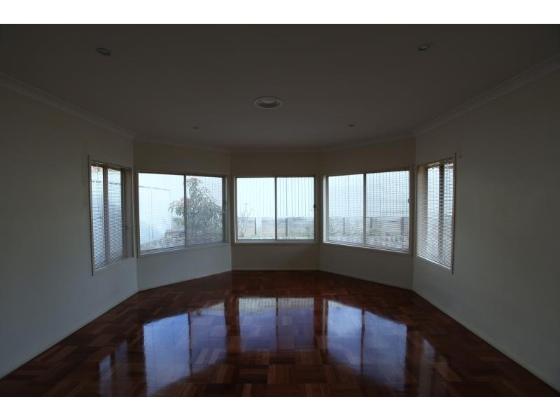 45 Boronia Dr, Voyager Point NSW 2172