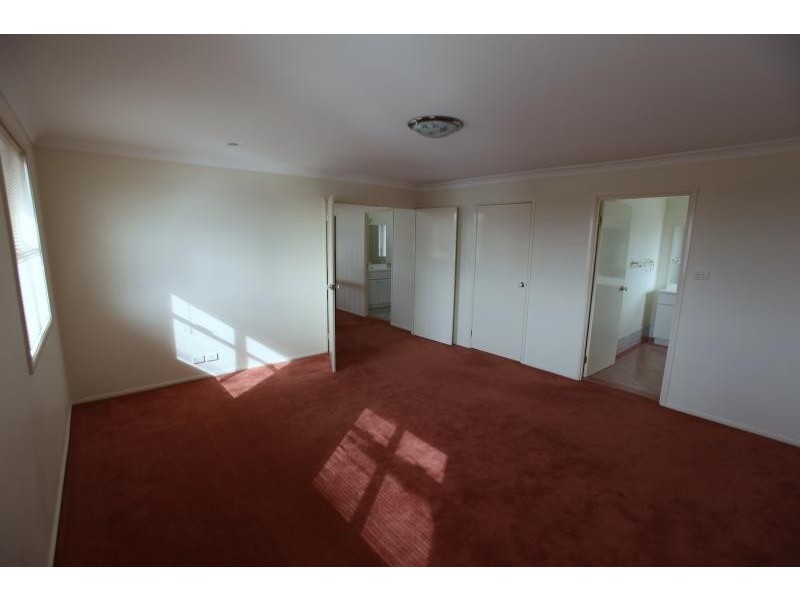 45 Boronia Dr, Voyager Point NSW 2172