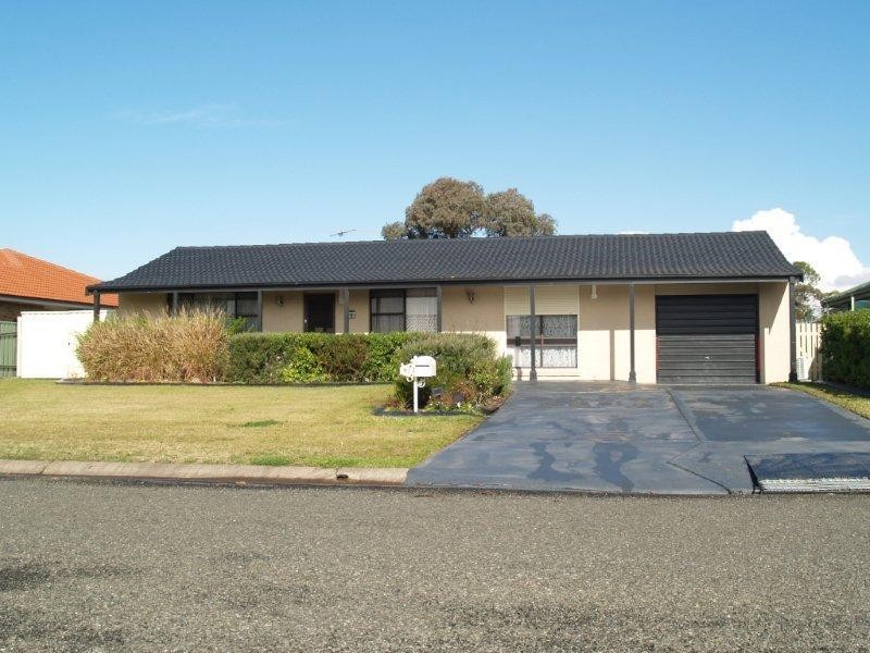 11 Benjamin Cct, Hunterview NSW 2330