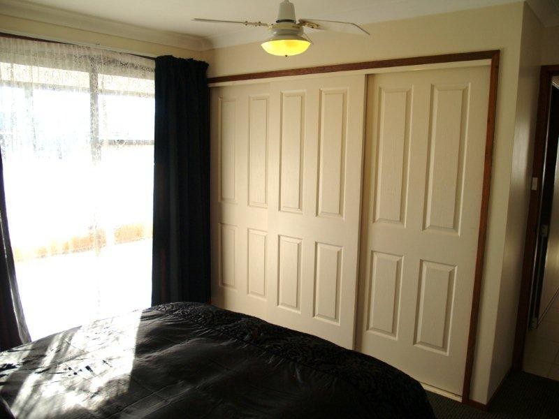 11 Benjamin Cct, Hunterview NSW 2330