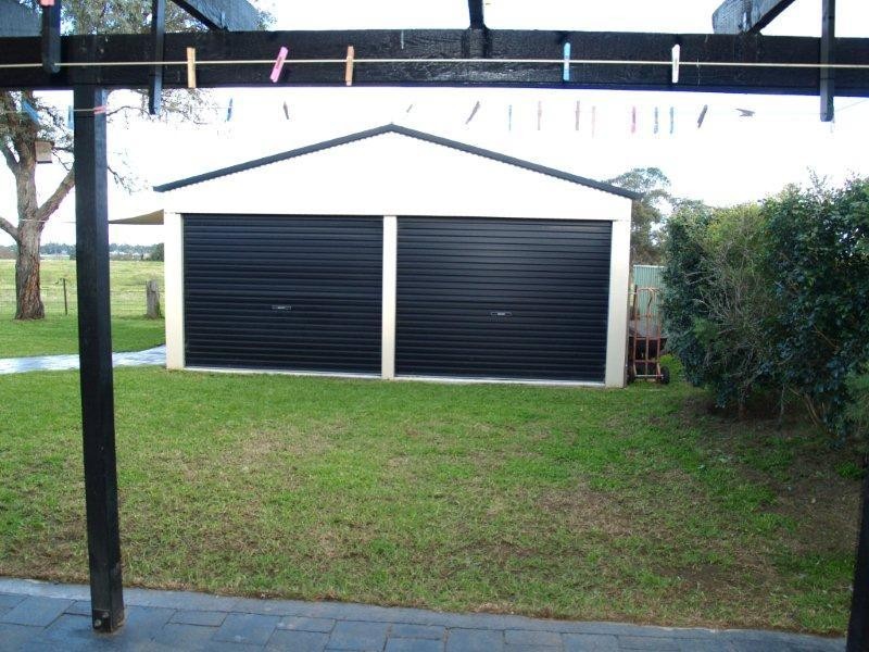 11 Benjamin Cct, Hunterview NSW 2330