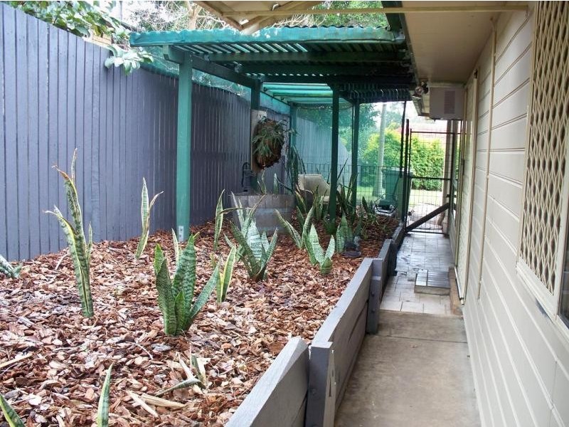 1/10 Phillip St, One Mile QLD 4305