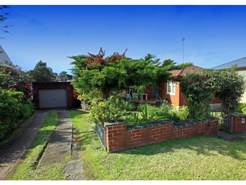 26 Wolger Rd, Ryde NSW 2112