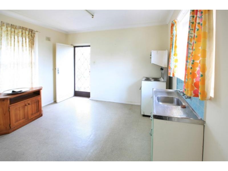 26 Wolger Rd, Ryde NSW 2112