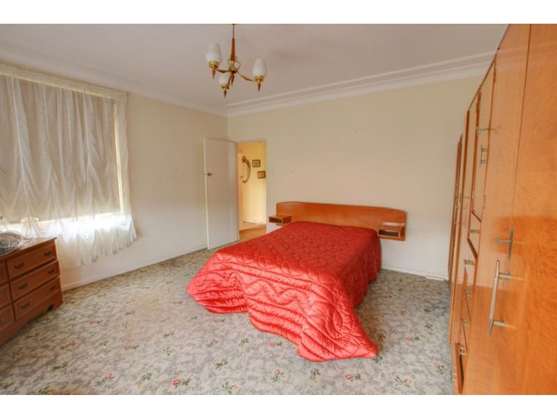 26 Wolger Rd, Ryde NSW 2112