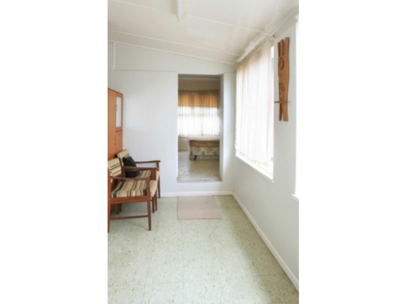 26 Wolger Rd, Ryde NSW 2112