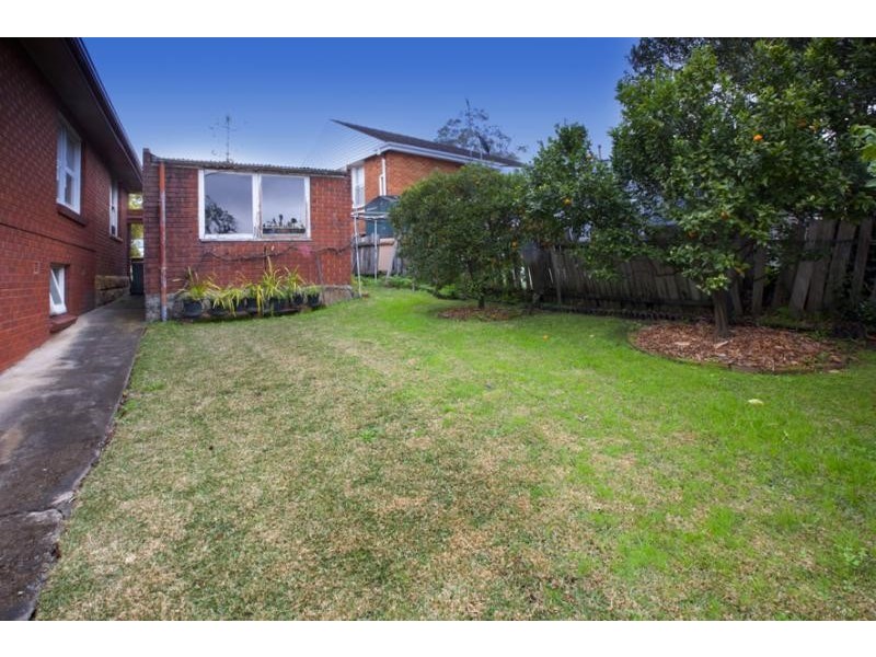 26 Wolger Rd, Ryde NSW 2112