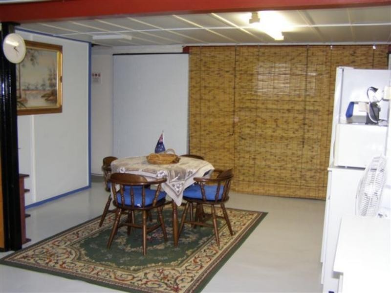 9 Cumming St, Bongaree QLD 4507