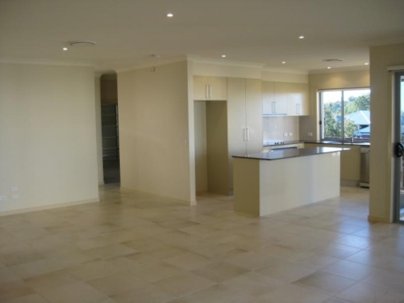 38 Worchester Dr, Reedy Creek QLD 4227