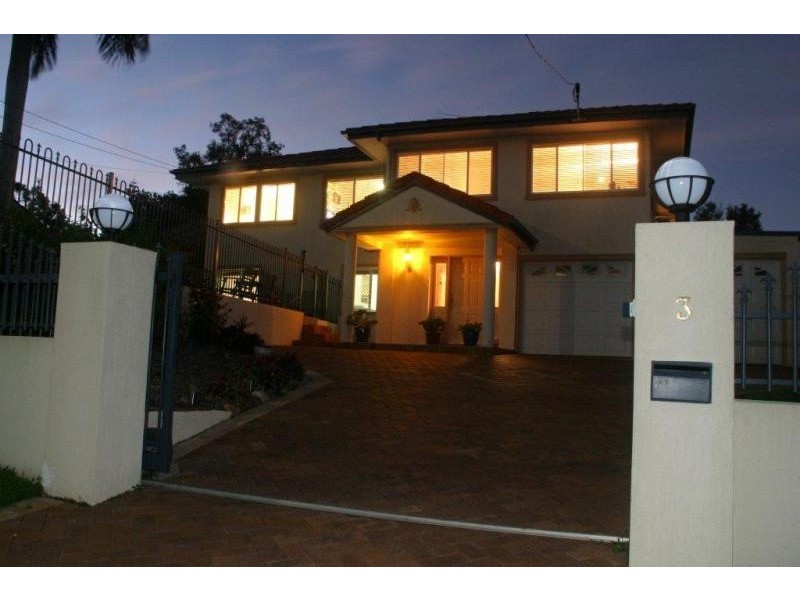 3 Benbow Ct, Springwood QLD 4127