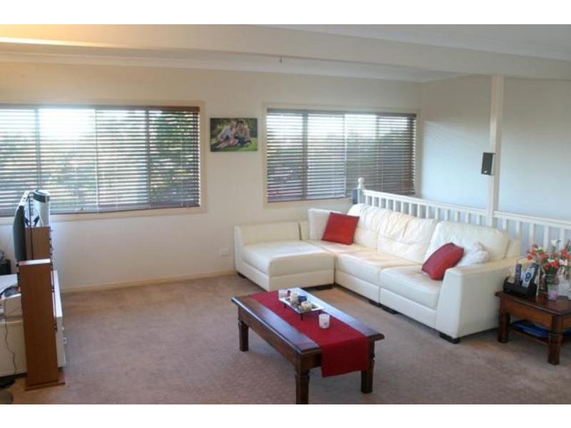 3 Benbow Ct, Springwood QLD 4127