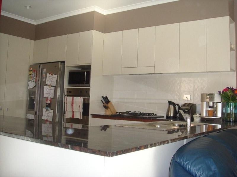 4 Heidelberg  Ave, Newington NSW 2127