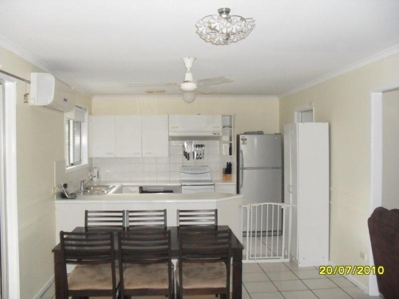 13 Lynelle St, Marsden QLD 4132