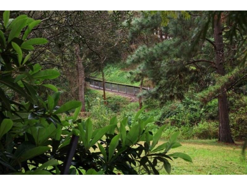 4 Valaud Cres, Highfields NSW 2289