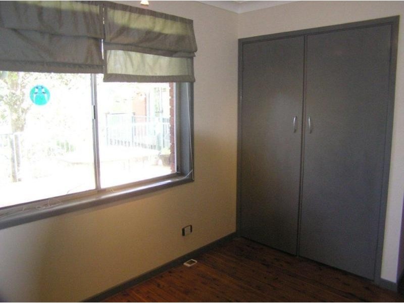 39 Bee Farm Rd, Springwood NSW 2777