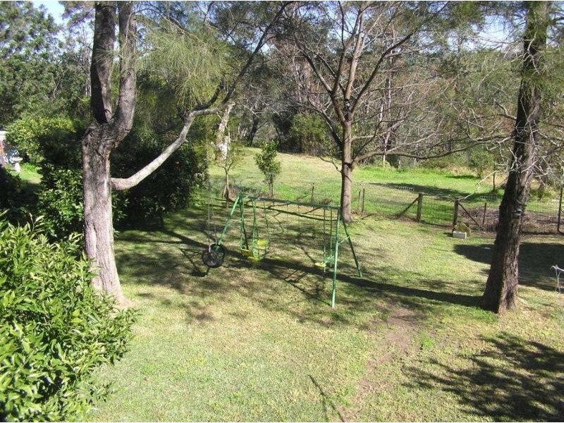 39 Bee Farm Rd, Springwood NSW 2777