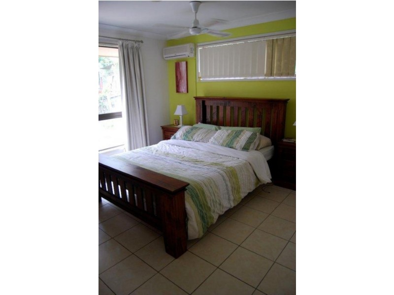 6 St Andrews Gld, Robina QLD 4226