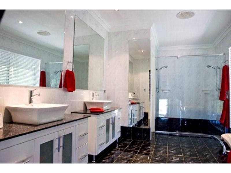 5 Ruslane Dr, Bullsbrook WA 6084