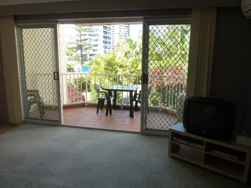 24/37 Bayview St, Runaway Bay QLD 4216