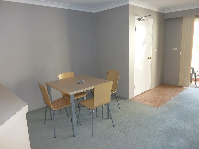 24/37 Bayview St, Runaway Bay QLD 4216