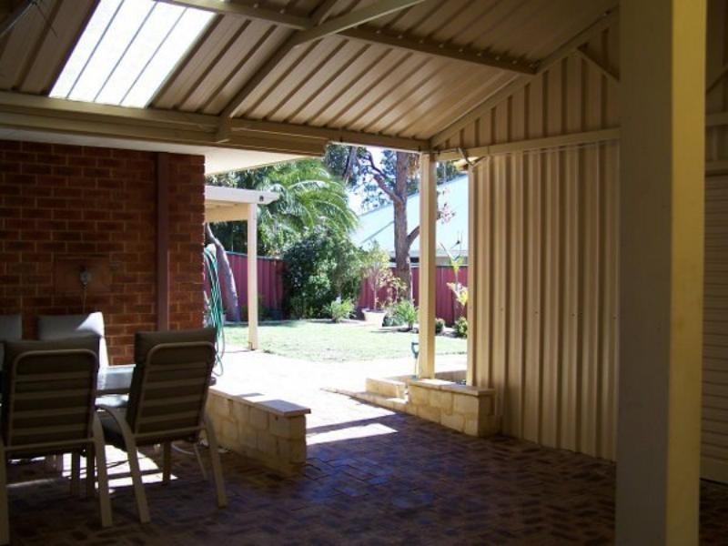 17 Eden Dr, Bullsbrook WA 6084