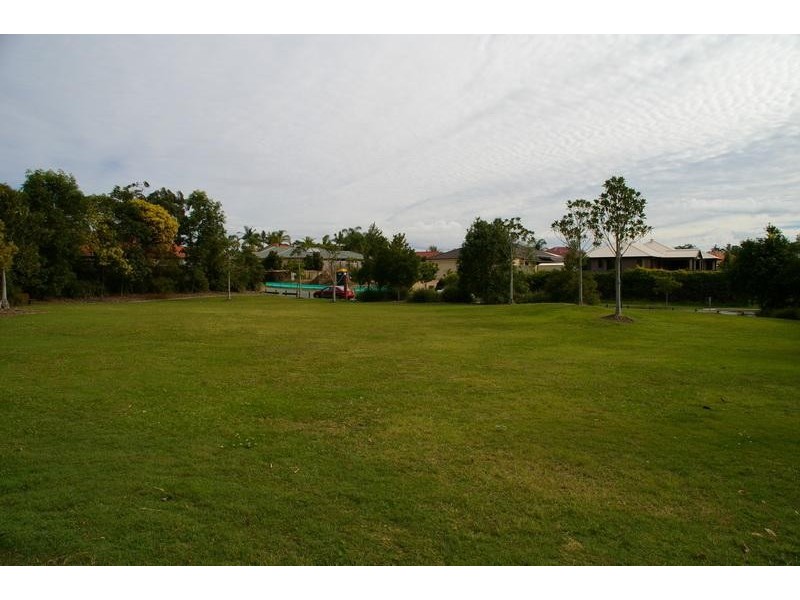 20 Breakspear Rd, Molendinar QLD 4214