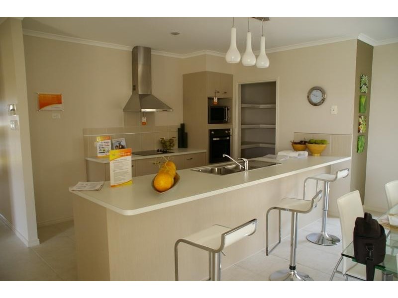 20 Breakspear Rd, Molendinar QLD 4214
