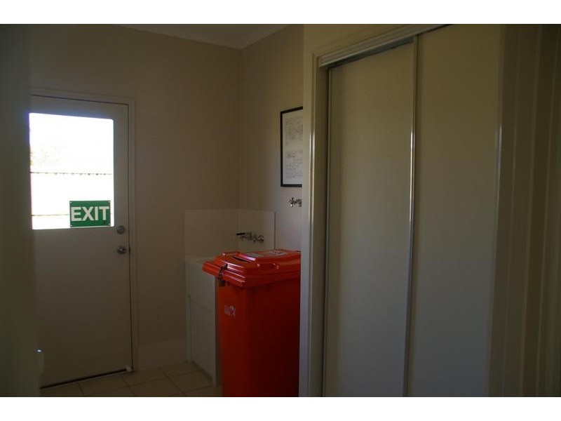 20 Breakspear Rd, Molendinar QLD 4214
