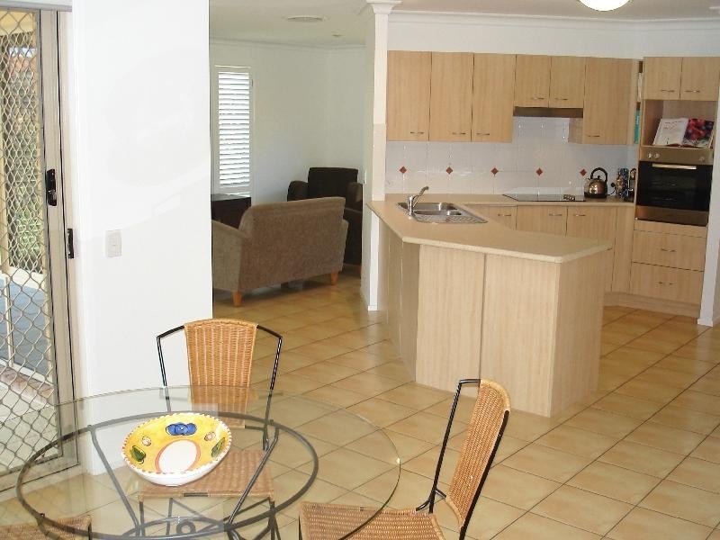 54 Calvary Cres, Boondall QLD 4034