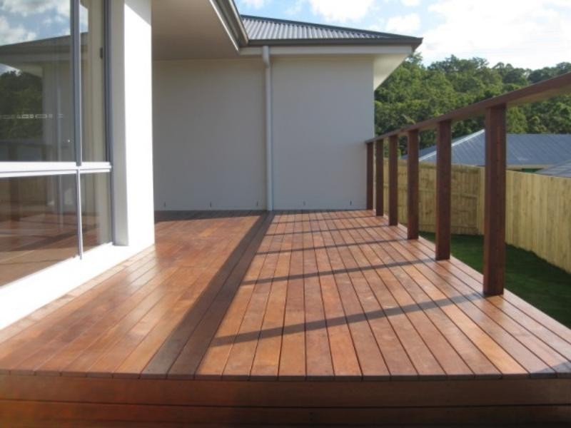 11 Roper St, Pacific Pines QLD 4211