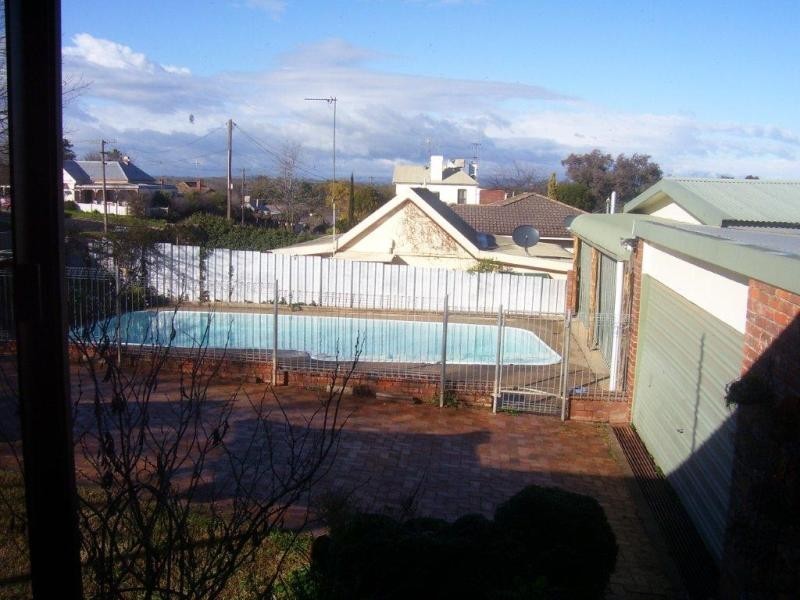13 Keswick St, Cowra NSW 2794