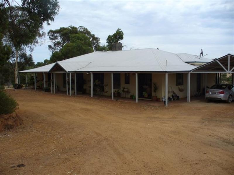 130-5100 Bailup Rd, Wooroloo WA 6558