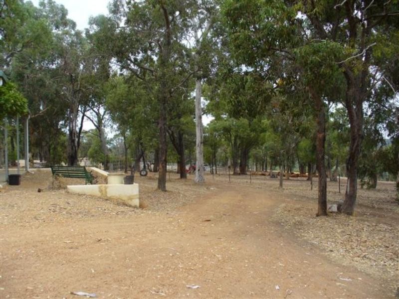 130-5100 Bailup Rd, Wooroloo WA 6558