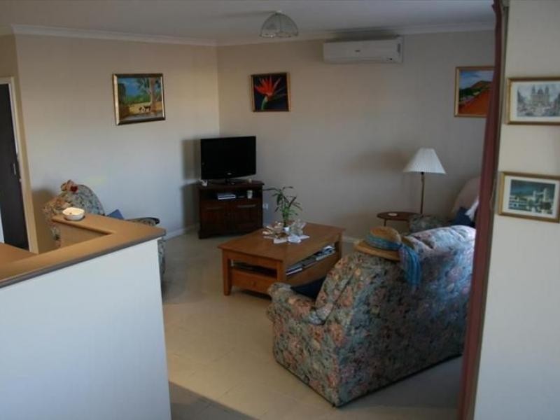 71 Damia Cct, Dongara WA 6525