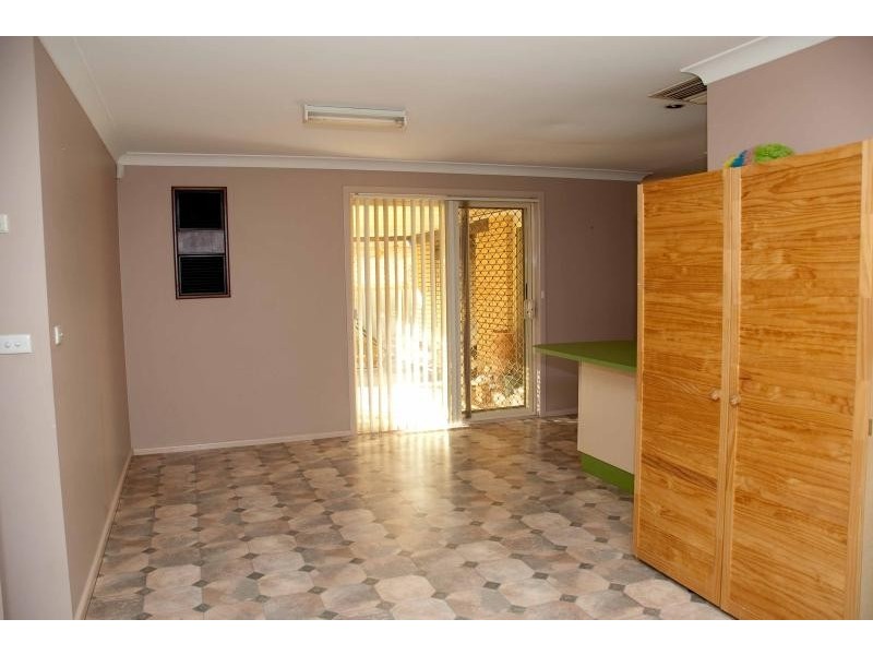 9 Allandale Dr, Dubbo NSW 2830