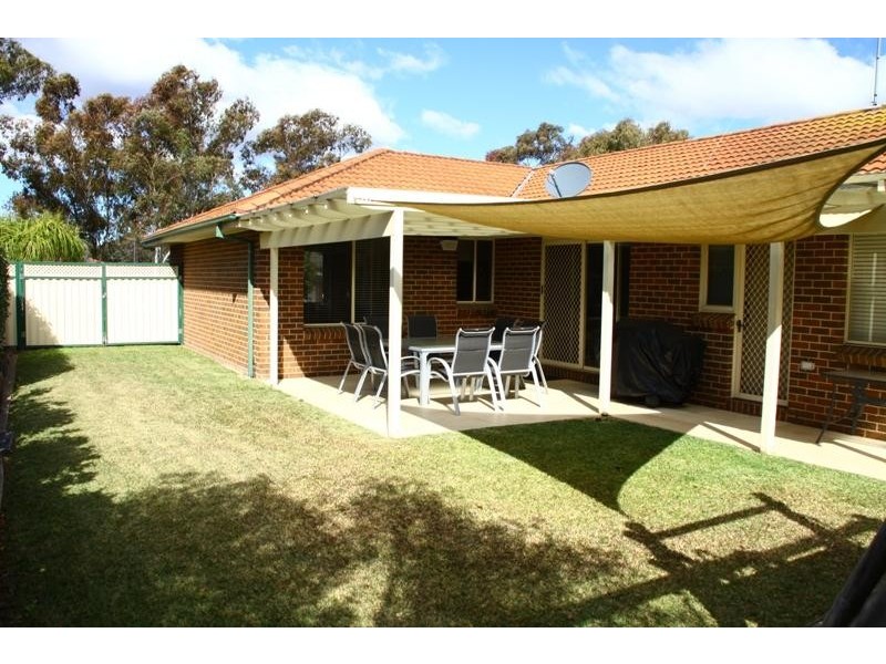 10 Majestic Dr, Stanhope Gardens NSW 2768