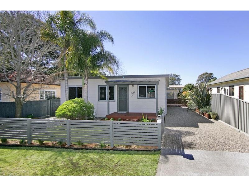 19 Dalnott Rd, Gorokan NSW 2263