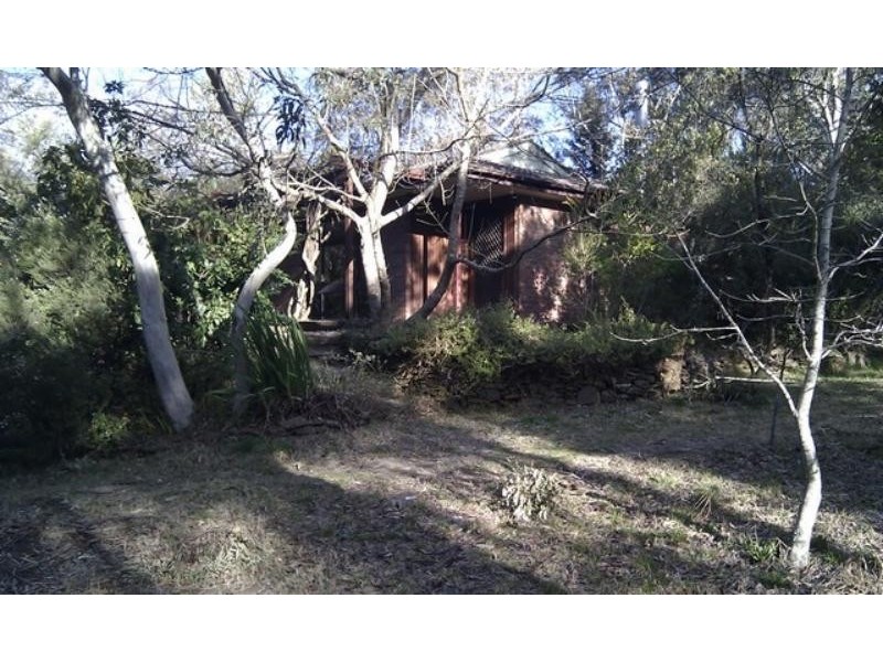 14 Nelson Rd, Katoomba NSW 2780