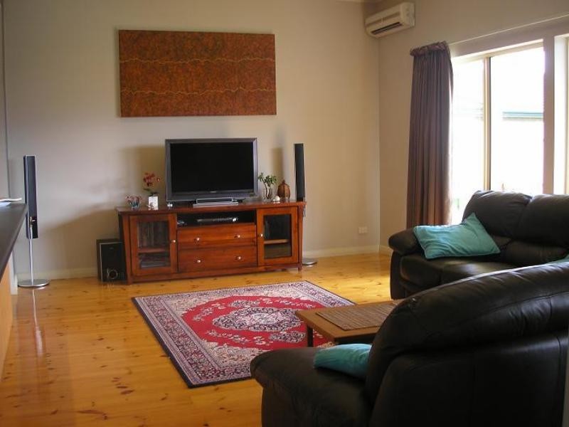 48 Glen Eira St, Woodville South SA 5011