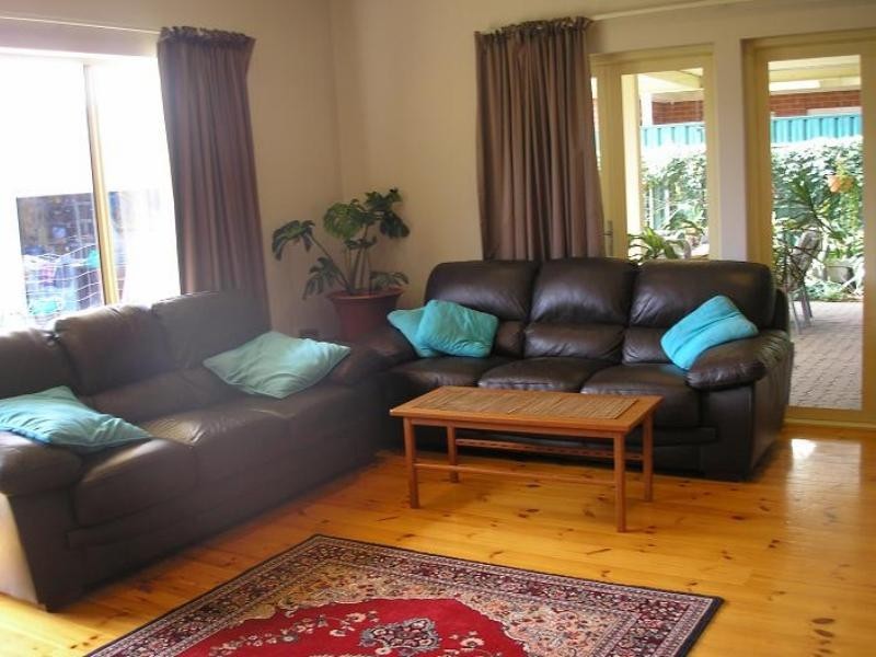 48 Glen Eira St, Woodville South SA 5011