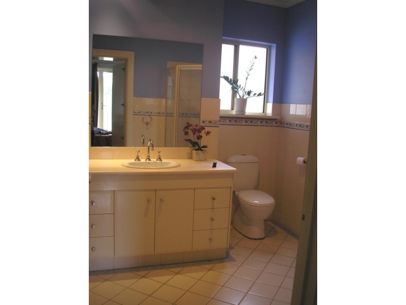 48 Glen Eira St, Woodville South SA 5011