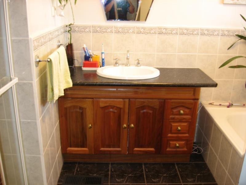 100 Clarinda Rd, Clarinda VIC 3169