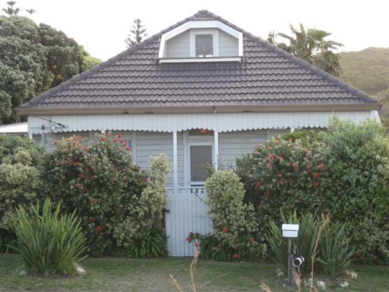 74 Flowers Dr, Catherine Hill Bay NSW 2281