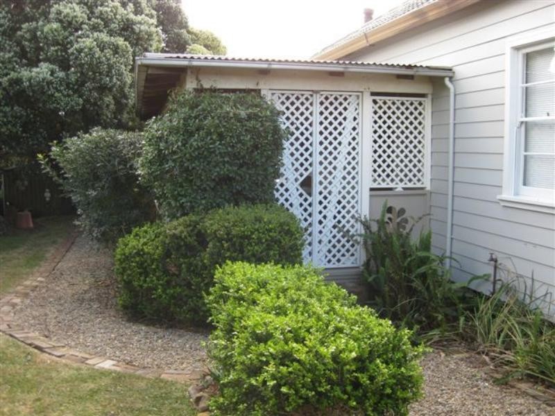 74 Flowers Dr, Catherine Hill Bay NSW 2281